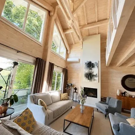 Chalet Modern Next To Geneva