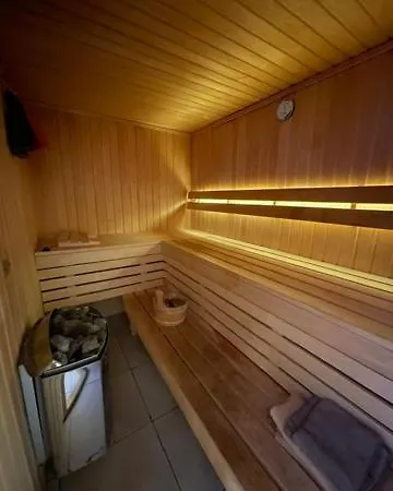 Chalet Modern Next To Geneva *
